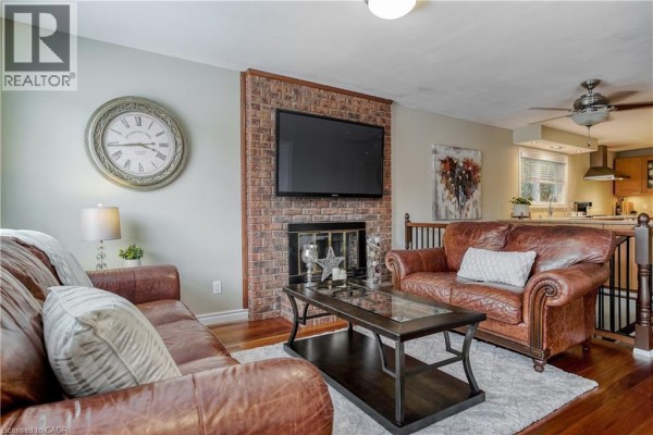 241 Guelph Avenue Unit# A, Cambridge, ON, photo 2