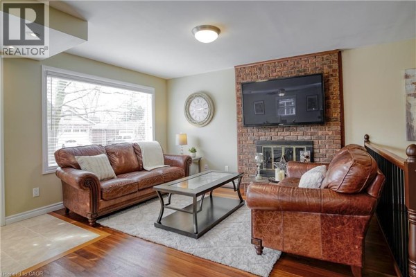 241 Guelph Avenue Unit# A, Cambridge, ON, photo 3