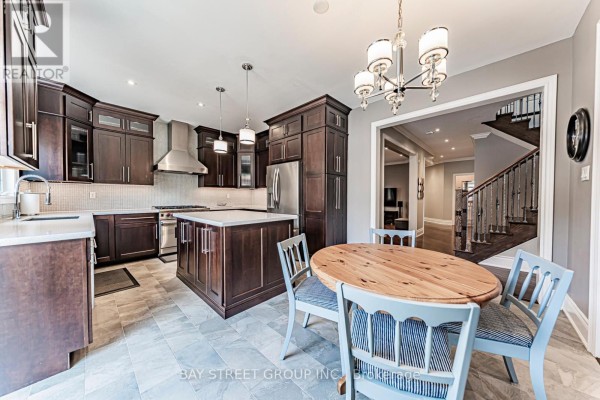 Dining room - 241 Jarrett Cross, Milton, ON L9T7A1 Photo 5