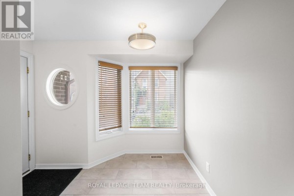 241 Lyon Street N, Ottawa, ON K1R1B4 Photo 4
