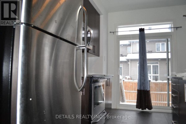 241 Overberg Way, Ottawa, ON K2S0V8 Photo 5