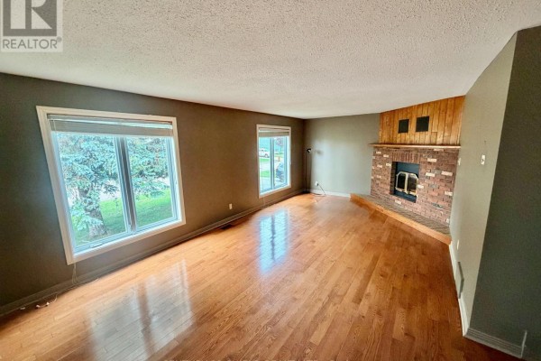 241 Sarah Street, Carleton Place, ON, photo 3