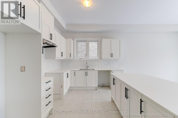 241 Seguin Street, Richmond Hill, ON L4E1N7 Photo 4