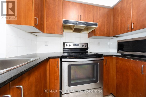 Bedroom 2 - 2410 - 5500 Yonge Street, Toronto, ON M2N7L1 Photo 3
