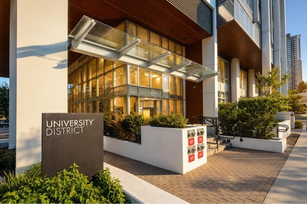 2410 10448 University Drive, Surrey, BC, photo 2