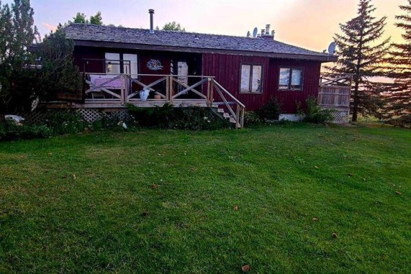 241054 Range Road 260, Rural Wheatland County, AB, photo 2