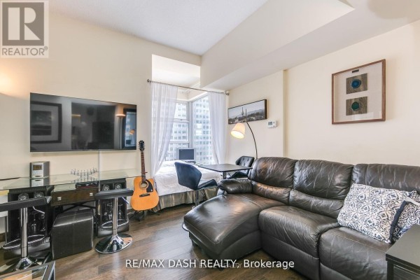2411 - 1 King Street W, Toronto, ON M5H1A1 Photo 5