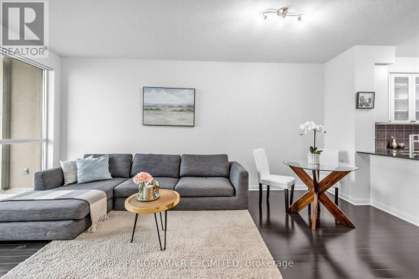 Kitchen - 2411 - 235 Sherway Gardens Road, Toronto, ON M9C0A2 Photo 3