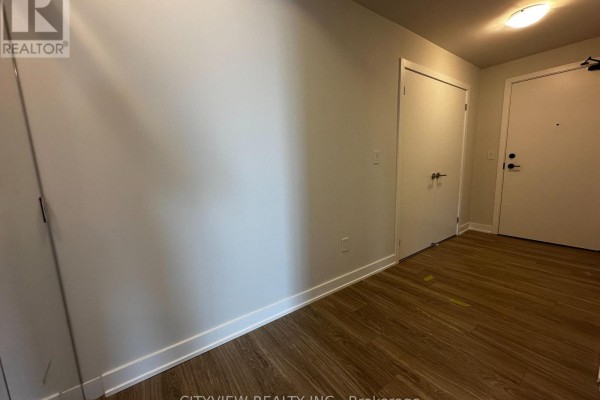 Dining room - 2411 - 430 Square One Drive, Mississauga, ON L5B0L6 Photo 2
