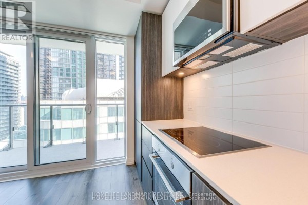 2411 - 8 Widmer Street, Toronto, ON M5V0W6 Photo 4