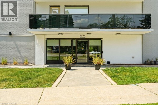 2411 New Street Unit# 201, Burlington, ON, photo 2