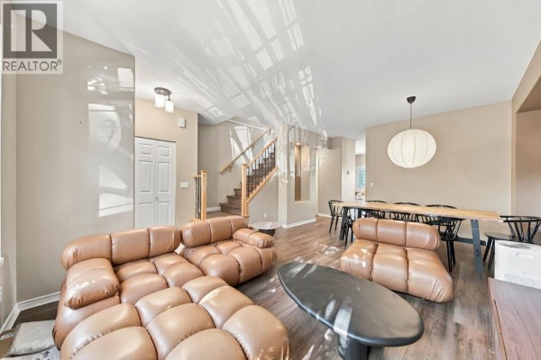 24115 102a Avenue, Maple Ridge, BC V2W2B3 Photo 5