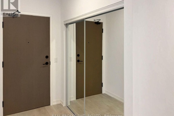 Kitchen - 2412 - 225 Sumach Street, Toronto, ON M5A0P8 Photo 3