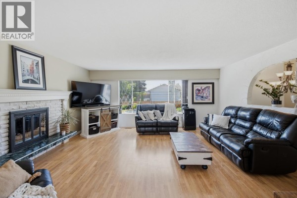 2413 Scott Place, Port Coquitlam, BC V3B2E6 Photo 4