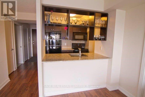 2415 - 181 Village Green Square, Toronto, ON M1S0K6 Photo 3