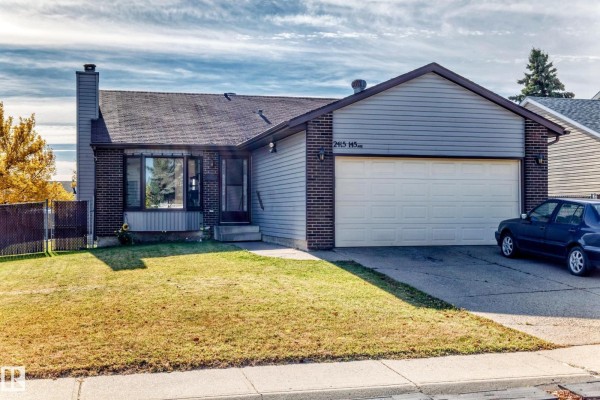 2415 145 Av Nw, Edmonton, AB, photo 2