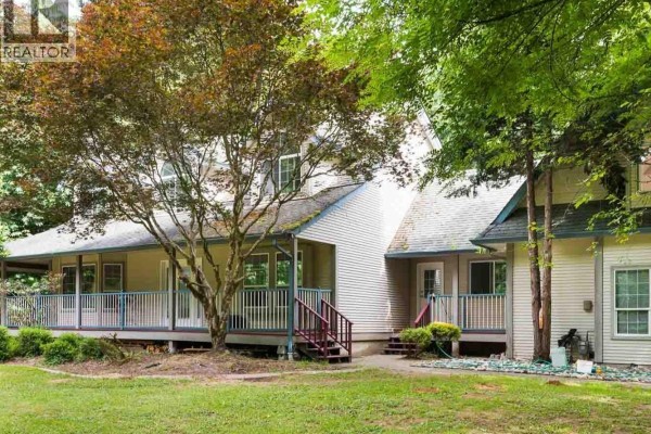 24150 132 Avenue, Maple Ridge, BC V4R2R7 Photo 2