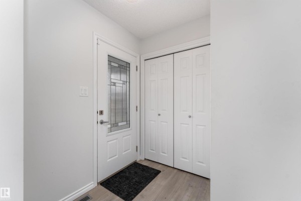 Primary Bedroom - 2416 Wonnacott Co Sw, Edmonton, AB T6X2K5 Photo 4