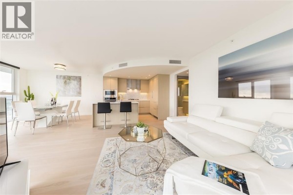 2417 89 Nelson Street, Vancouver, BC V6Z0E7 Photo 2
