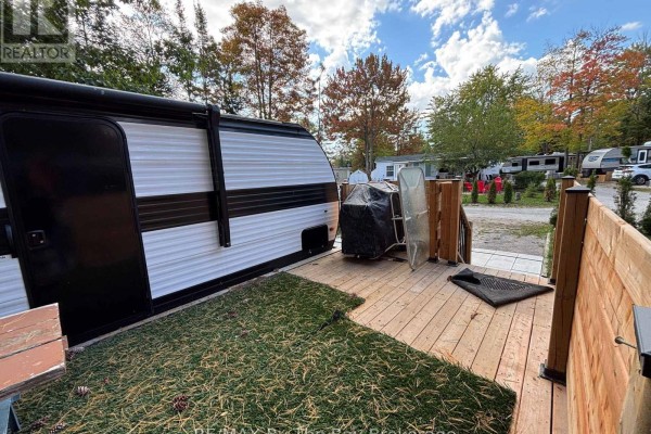 242 - 85 Theme Park Drive, Wasaga Beach, ON L9Z1X7 Photo 5