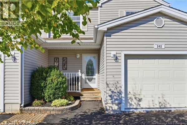 Family room - 242 Damien, Dieppe, NB E1A0H3 Photo 3