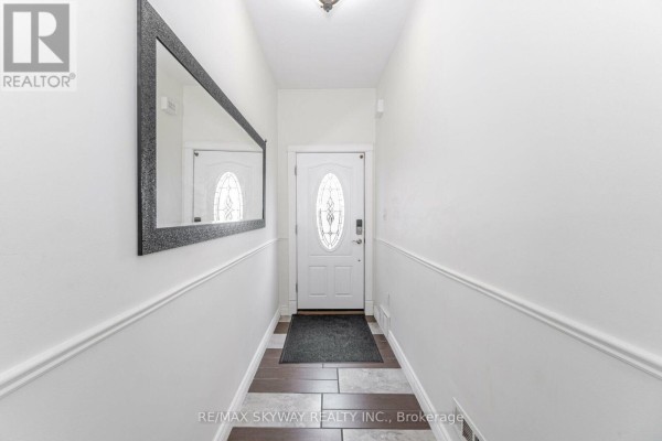 242 East Avenue N, Hamilton, ON L8L5J3 Photo 4