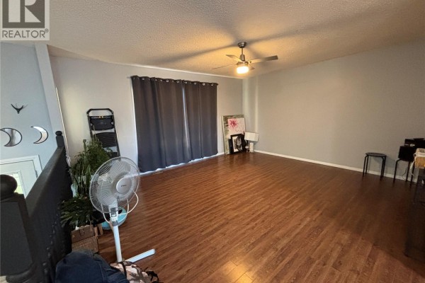 4pc Bathroom - 242 Lendrum Street, Melfort, SK S0E1A0 Photo 5