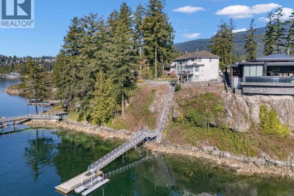 242 Turtlehead Road, Belcarra, BC V3H4P2 Photo 2
