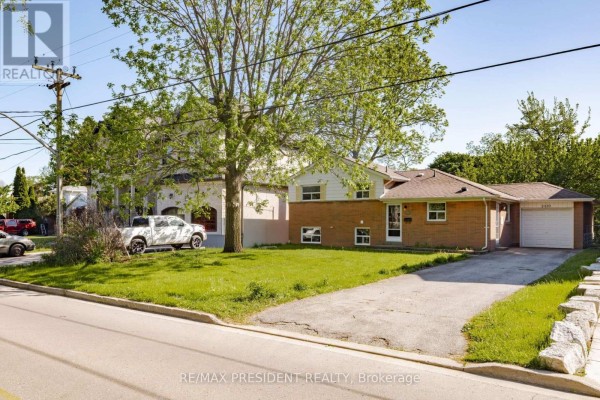 2420 Edenhurst Drive, Mississauga, ON L5A2K9 Photo 3