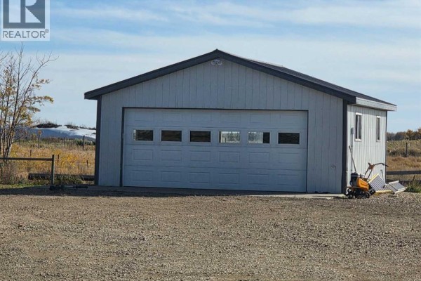Primary Bedroom - 24219  413 Township Road, Rural Lacombe County, AB T0C0Y0 Photo 2