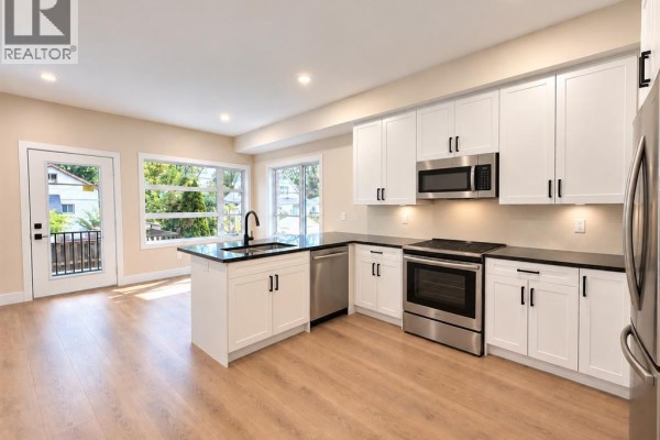 2422 Bernard, Windsor, ON, photo 2
