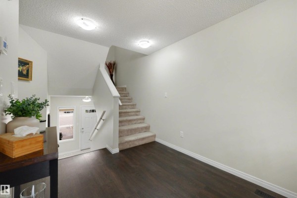 Family room - 2422 Cassidy Wy Sw, Edmonton, AB T6W3E2 Photo 4