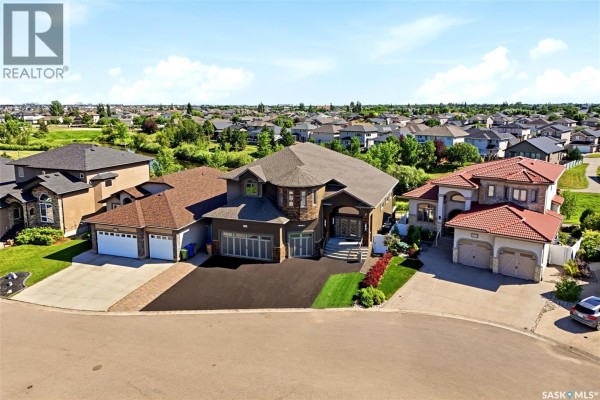5pc Bathroom - 2423 Linner Bay, Regina, SK S4V1K3 Photo 2