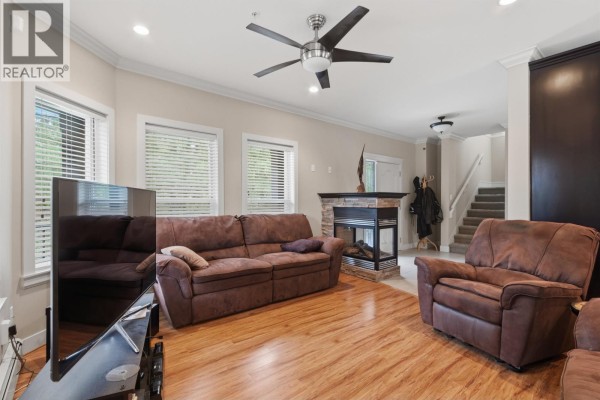 24230 104 Avenue, Maple Ridge, BC V2W0E4 Photo 4