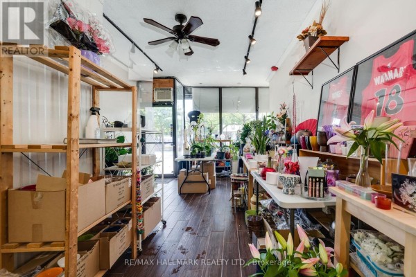 2424 Danforth Avenue, Toronto, ON M4C1K9 Photo 4