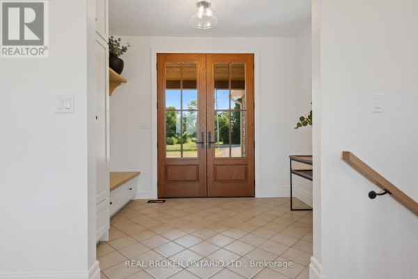 Great room - 2427 East Quarter Line, Norfolk, ON N4B2W4 Photo 4