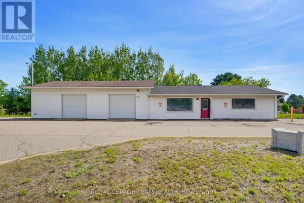 2427 Petawawa Boulevard, Petawawa, ON K8H2Z4 Photo 4