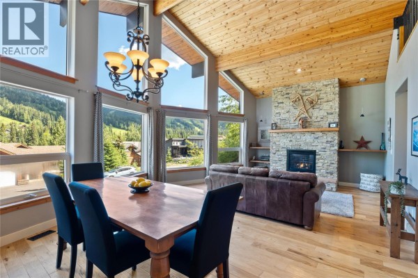 Foyer - 2429 Fairways Drive, Sun Peaks, BC V0E5N0 Photo 4
