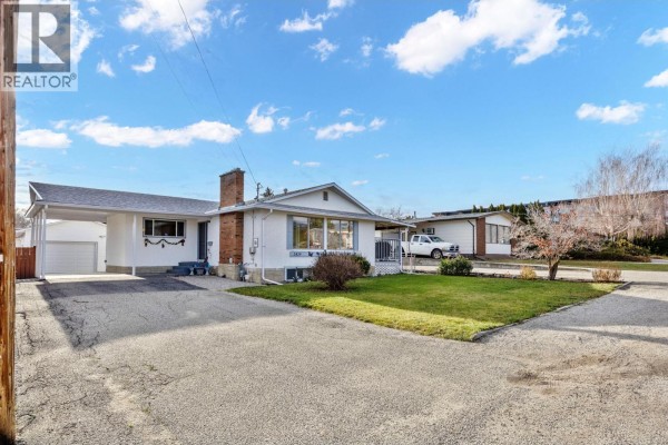 2429 Gosset Road, West Kelowna, BC, photo 2