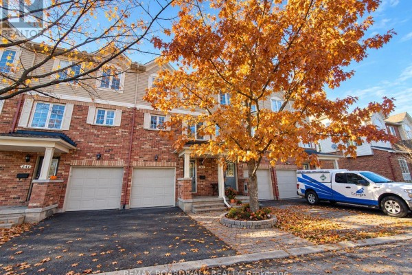 243 - 90 Edenvale Drive, Ottawa, ON K2K3N8 Photo 2