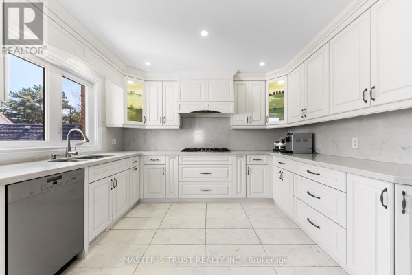 243 Burbank Drive, Toronto, ON, photo 2