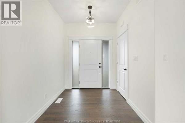 Storage - 243 Dolores Street, Essex, ON N8M0C5 Photo 4