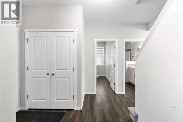 Kitchen - 243 Savanna Lane Ne, Calgary, AB T3J0Y9 Photo 4