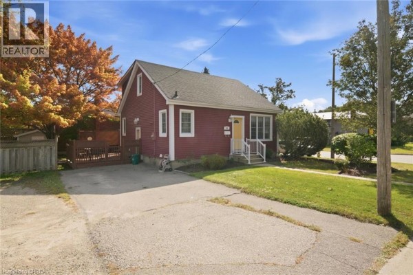 243 Sydenham Street, Brantford