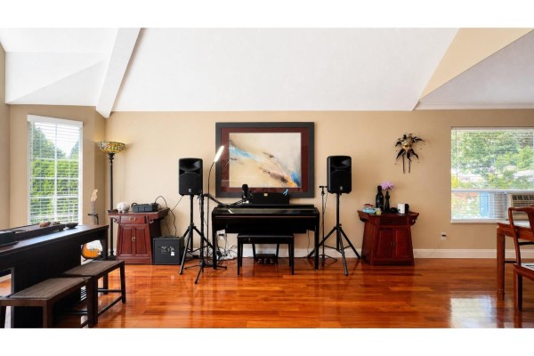 2430 127b Street, Surrey, BC V4A8H4 Photo 4