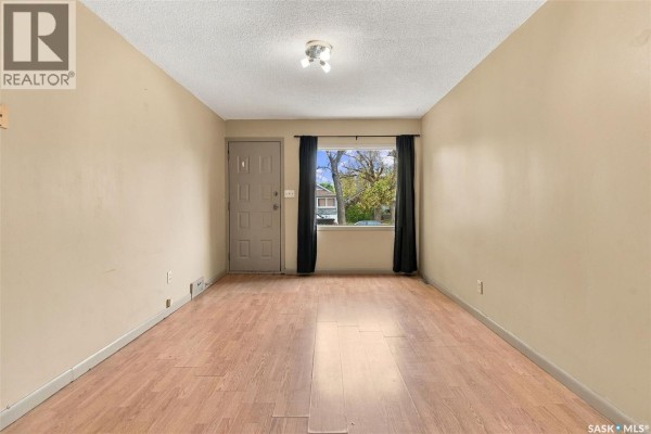 4pc Bathroom - 2430 Mcdonald Street, Regina, SK S4N2Z3 Photo 3