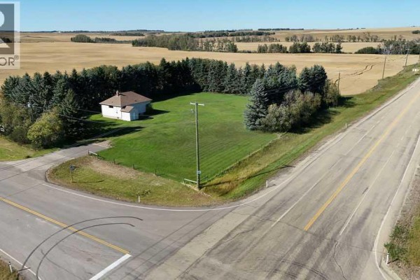 24302 Township Road 40-0, Rural Lacombe County, AB T4C0Y0 Photo 2