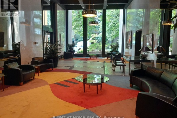 Living room - 2431 - 33 Harbour Square, Toronto, ON M5J2G2 Photo 2