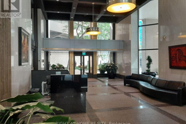 Office - 2431 - 33 Harbour Square, Toronto, ON M5J2G2 Photo 4