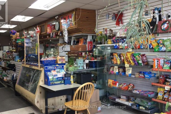 2432 Dufferin Street, Toronto, ON M6E3T1 Photo 3